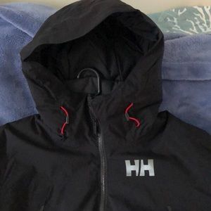 NWT Helly Hansen Men’s Shoreline Parka Black